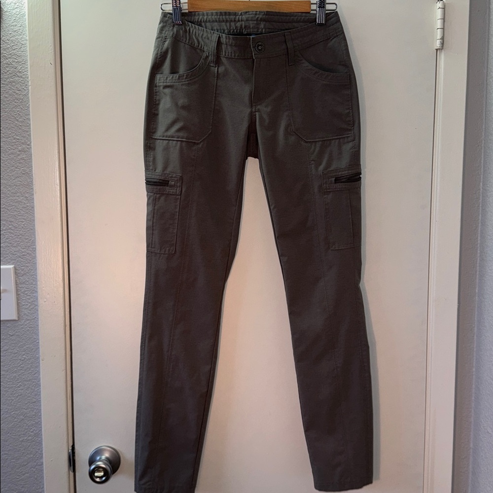 Women’s KUHL Gray Cargo Pants